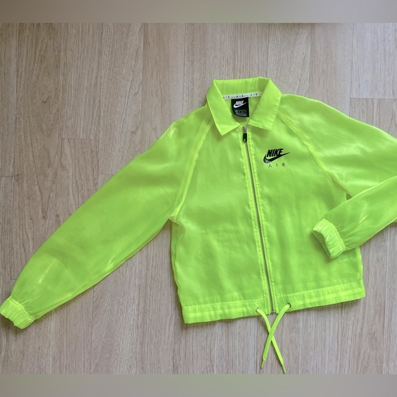nike highlighter jacket